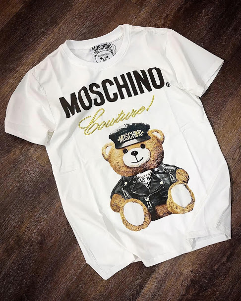 Ao thun discount moschino